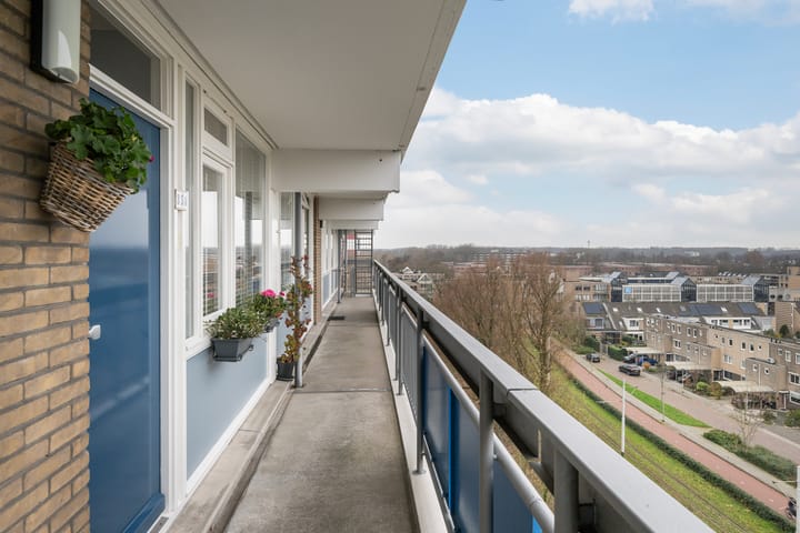 Photo 11 of Albertine Agneslaan 358