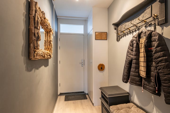 Photo 14 of Albertine Agneslaan 358