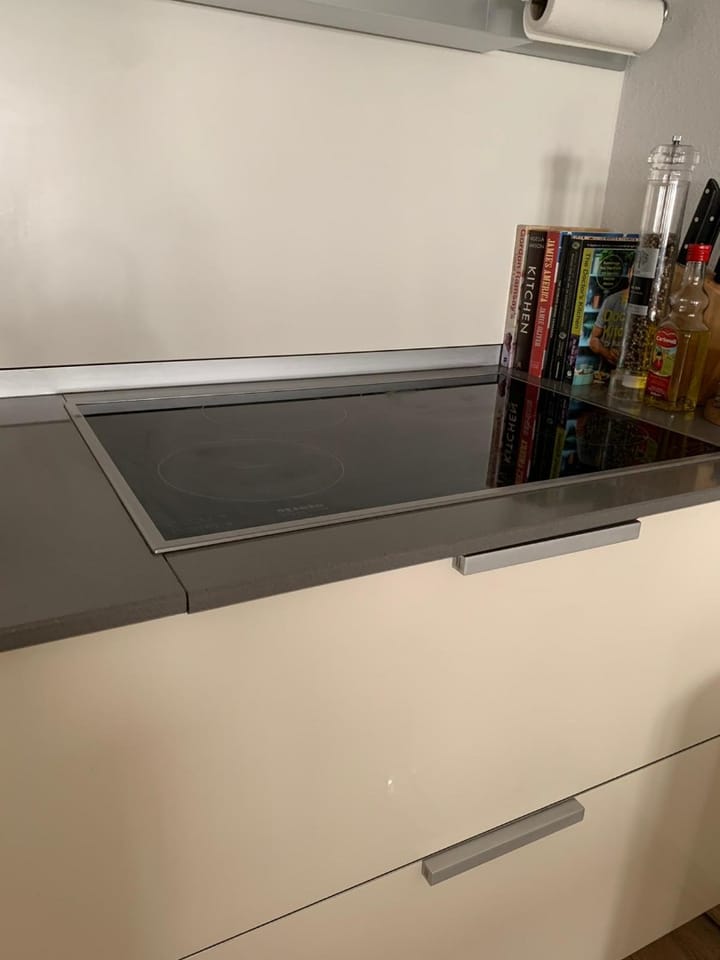 Foto 13 van Avenue Ceramique 146-B