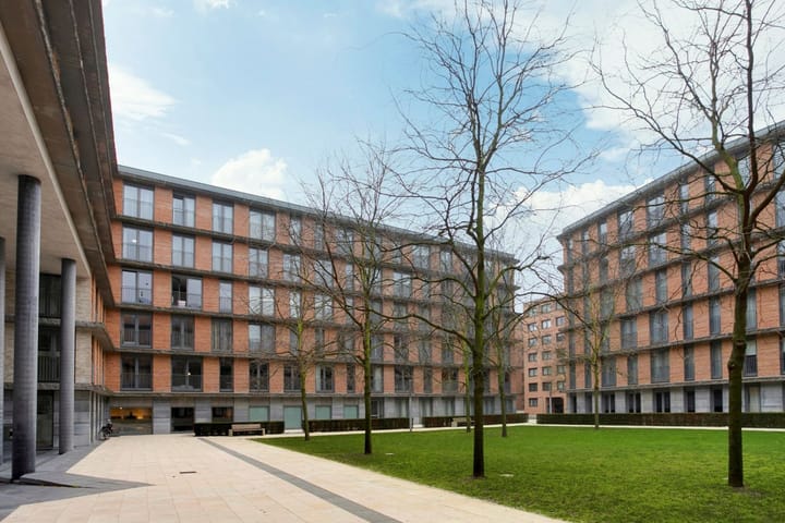 Foto 24 van Avenue Ceramique 146-B