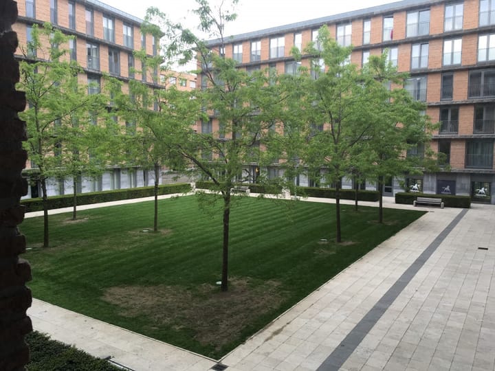 Foto 25 van Avenue Ceramique 146-B