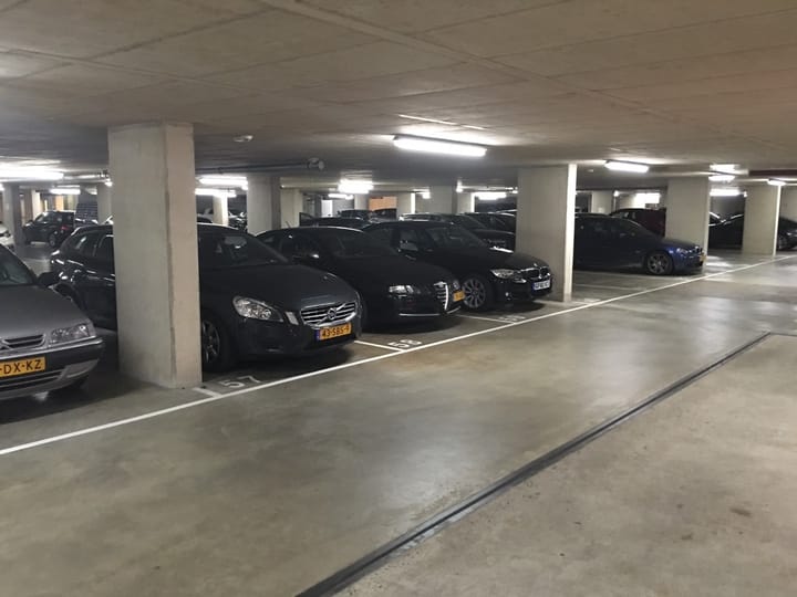 Foto 28 van Avenue Ceramique 146-B