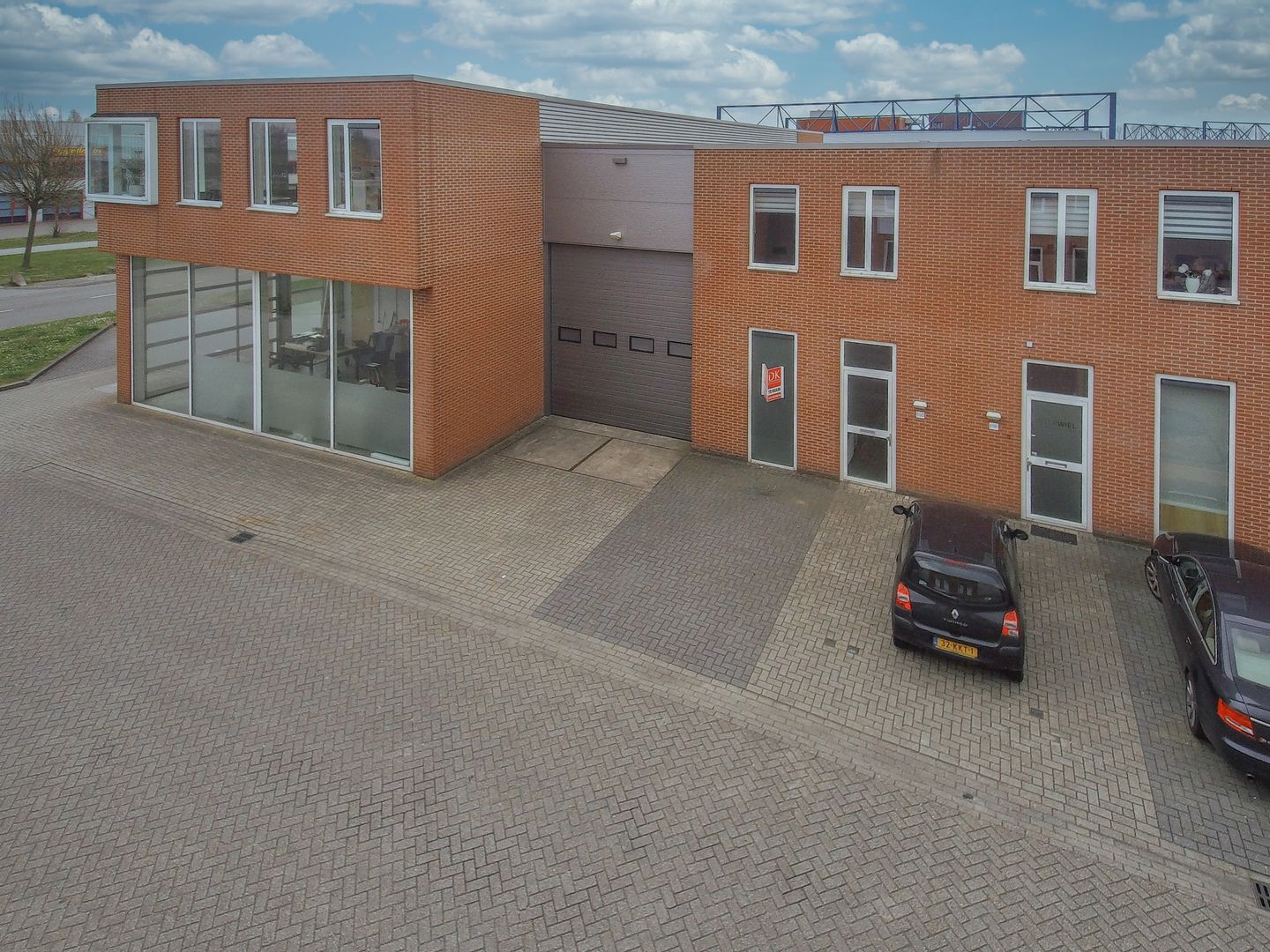 Bekijk foto 2 van Impact 69-d