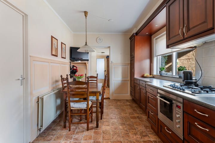 Photo 10 of Tolweg 61