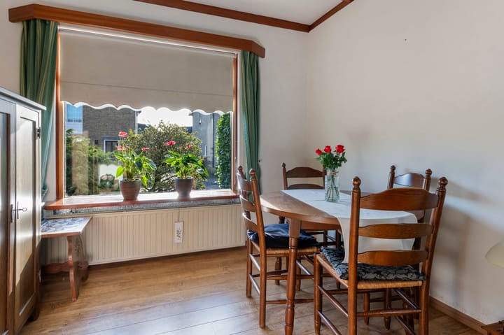 Photo 15 of Tolweg 61