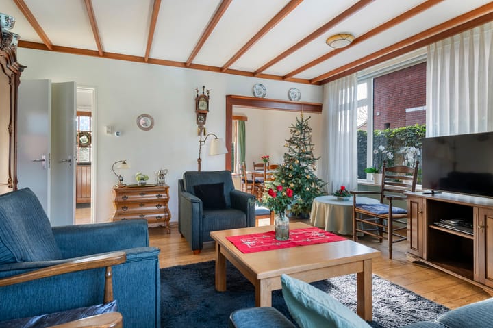 Photo 18 of Tolweg 61