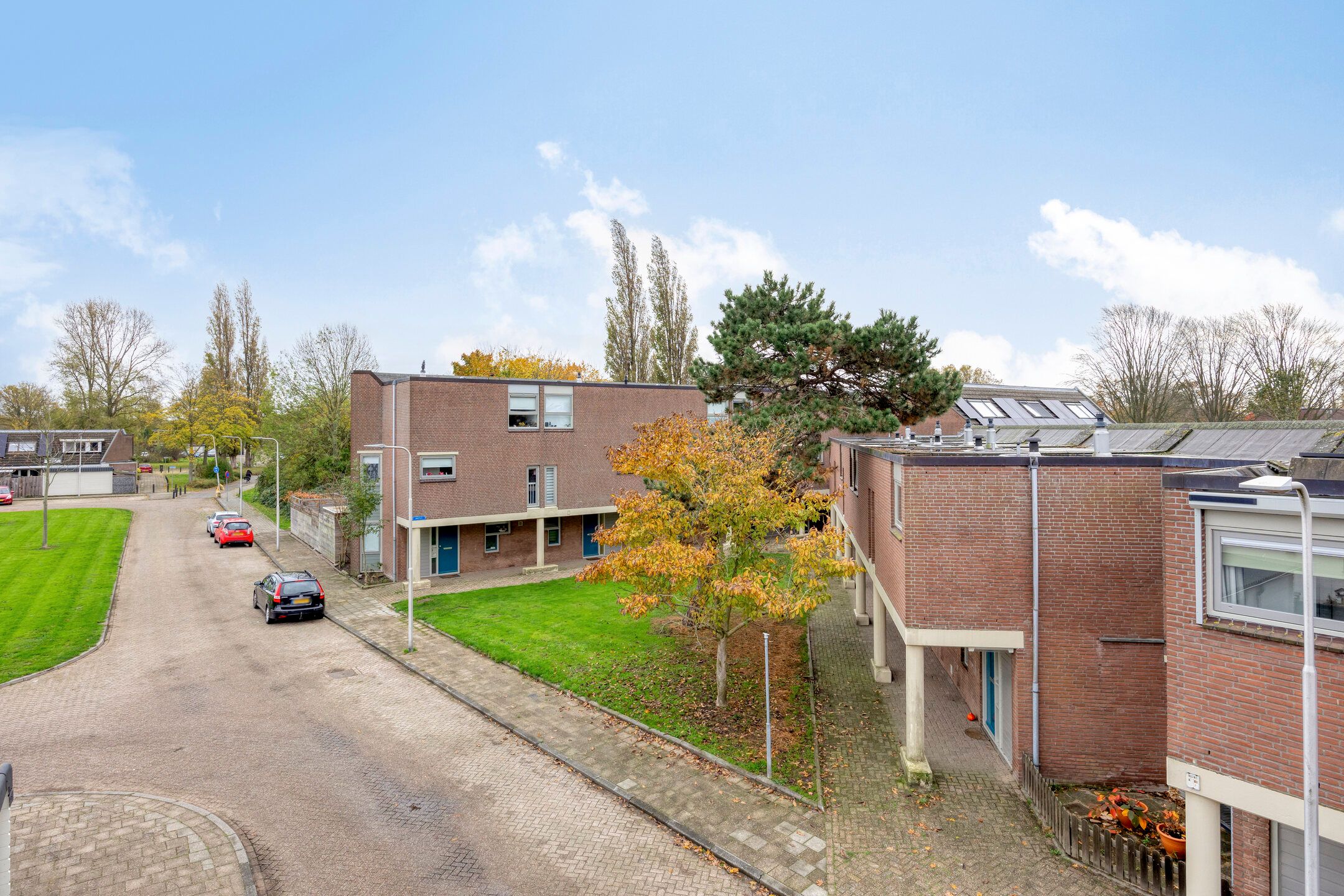 Photo 51 of Pollux 94