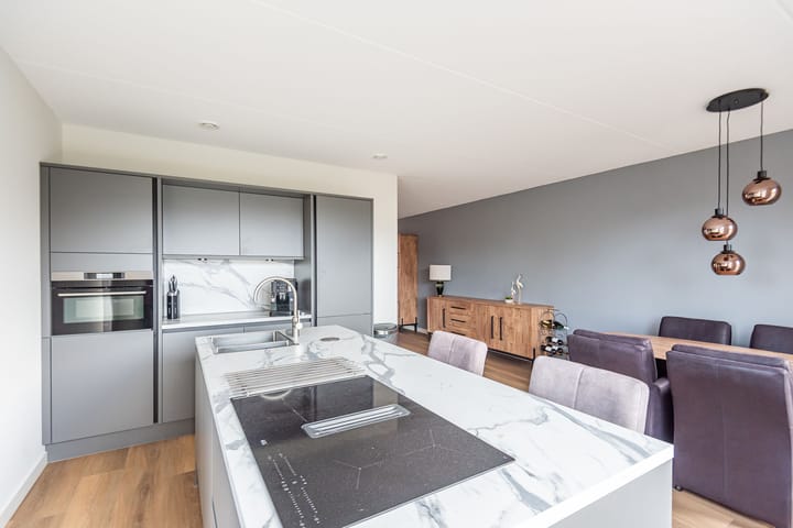 Photo 3 of Eksterstraat 78