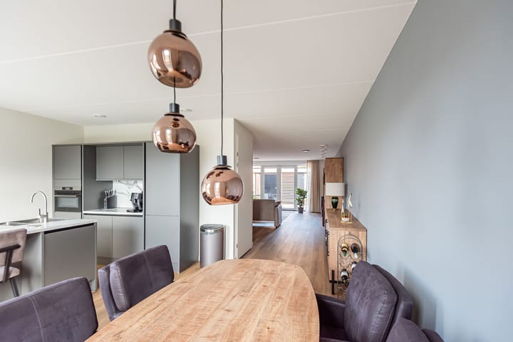 Photo 14 of Eksterstraat 78