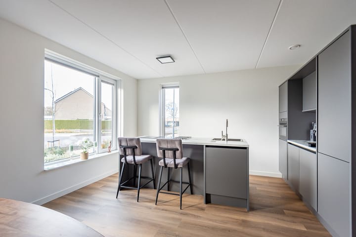 Photo 15 of Eksterstraat 78