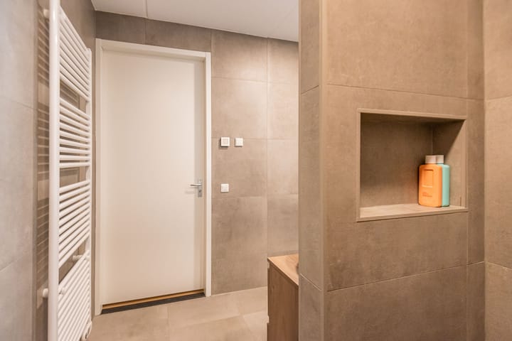 Photo 17 of Eksterstraat 78