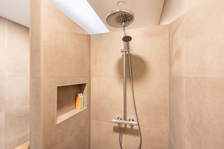 Photo 18 of Eksterstraat 78