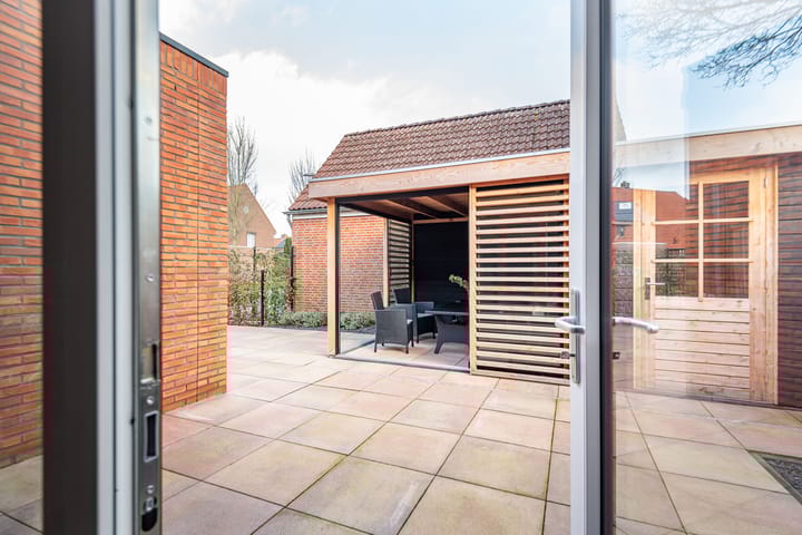 Photo 30 of Eksterstraat 78