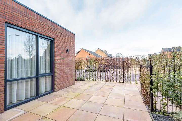 Photo 35 of Eksterstraat 78