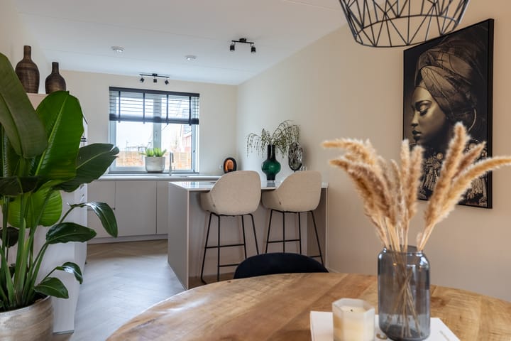 Foto 8 van Marga Klompéstraat 82