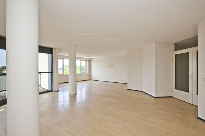 Photo 10 of Amstelplein 249