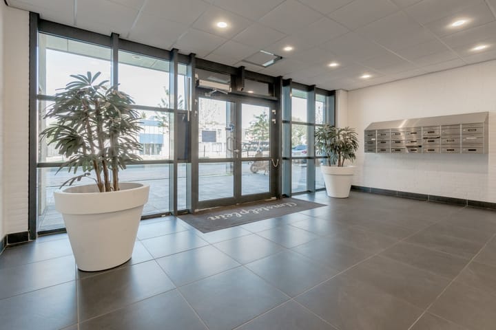 Photo 3 of Amstelplein 249