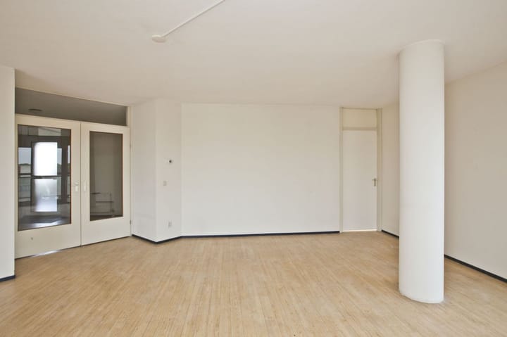 Photo 12 of Amstelplein 249