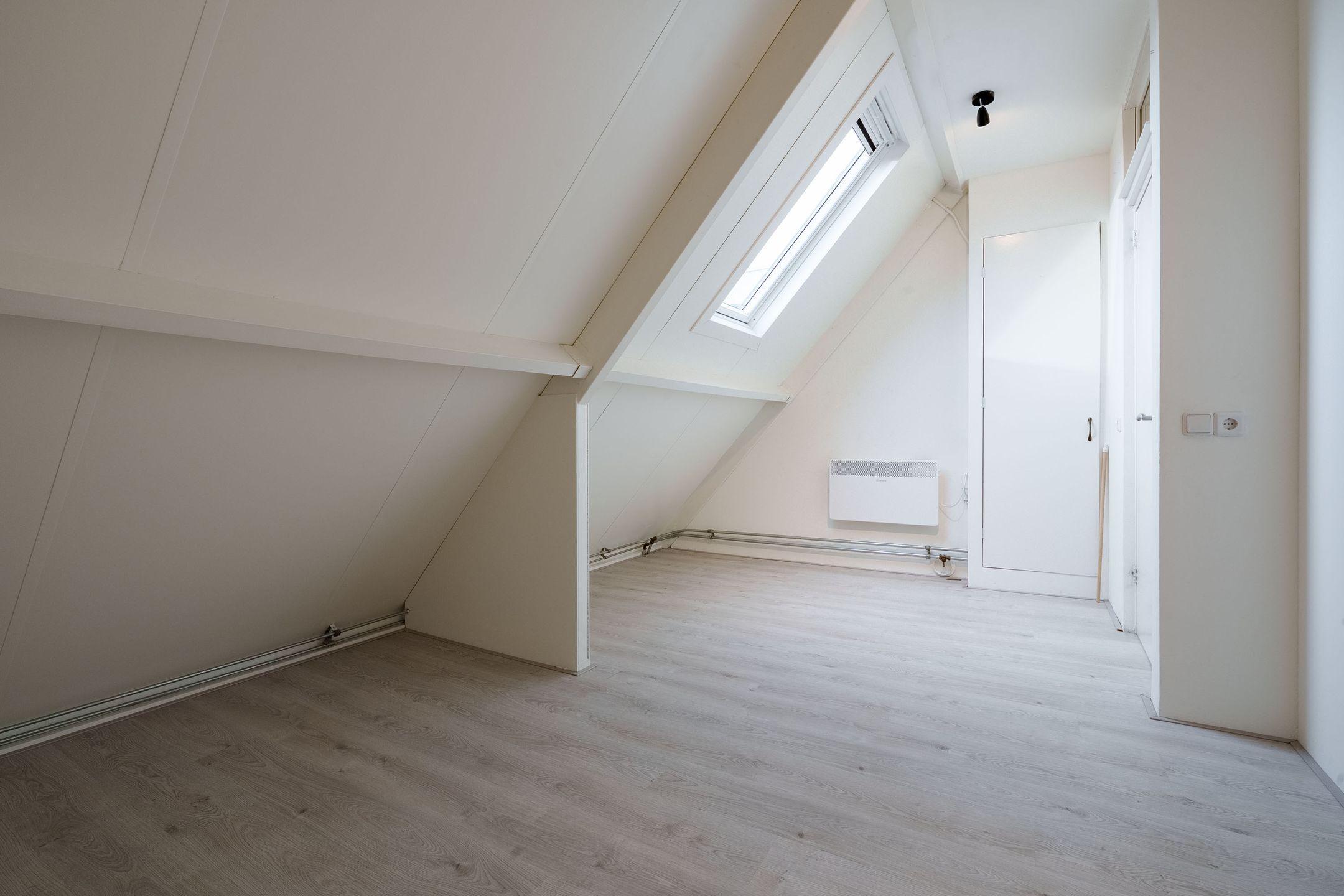 Foto 18 van Willem Elsschotstraat 15