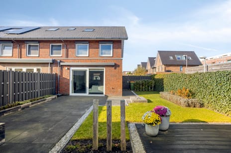 Van Dijkerf 1 secondary image