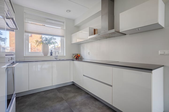 Photo 4 of Van Dijkerf 1