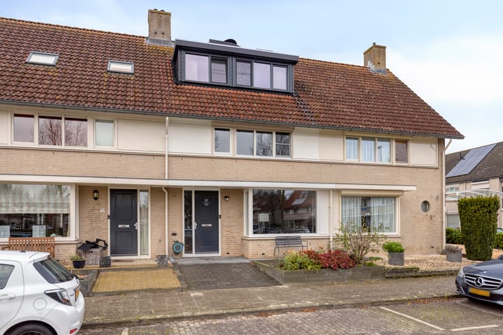 Foto 40 van Visarend 37