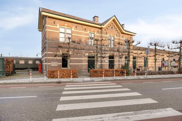 Photo 36 of Stationsstraat 70