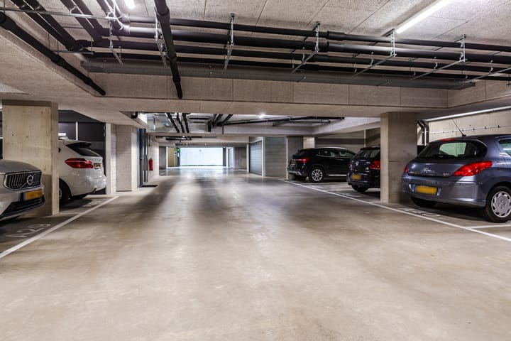 Photo 34 of Brevierstraat 56