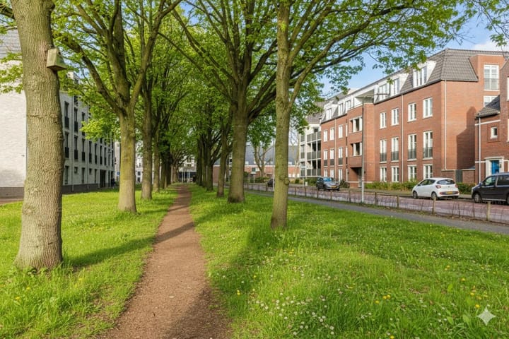 Photo 37 of Brevierstraat 56