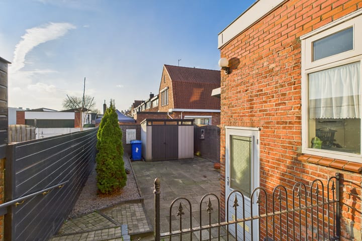 Foto 24 van Axelsestraat 157