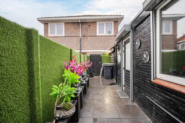 Photo 34 of Pretoriastraat 13