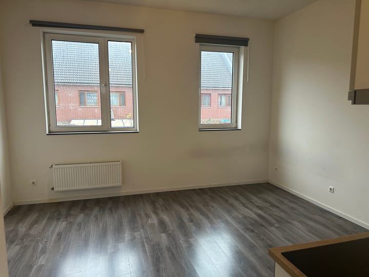 Photo 2 of Wolphaertsbocht 445-B