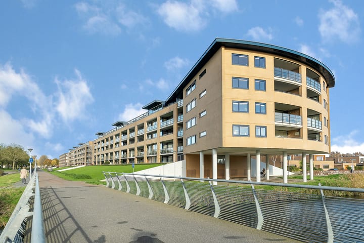 Foto 4 van Zwaardvegerstraat 302