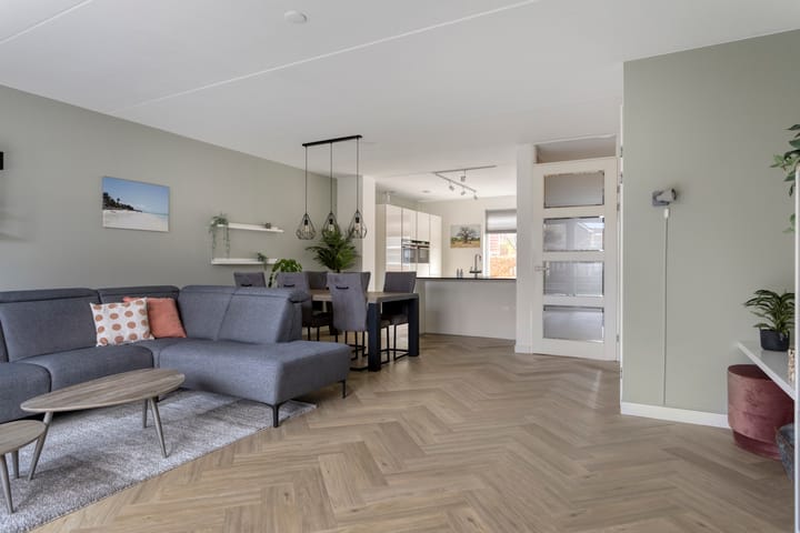 Foto 10 van Floralaan 13