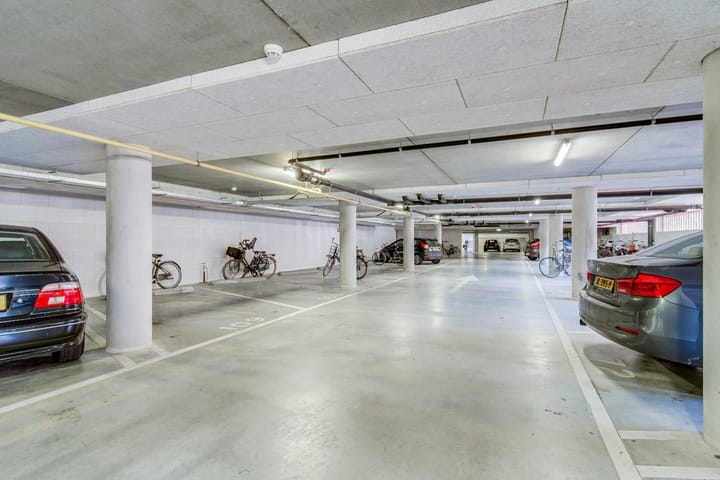 Foto 26 van Broeder Alarmstraat 65