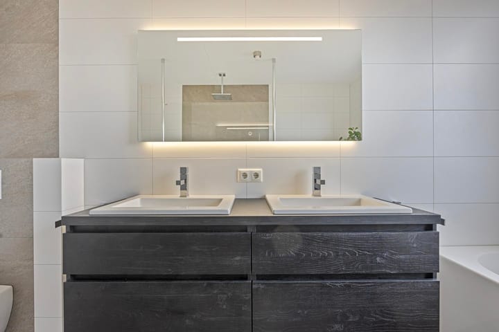 Photo 44 of Clarastraat 1-L