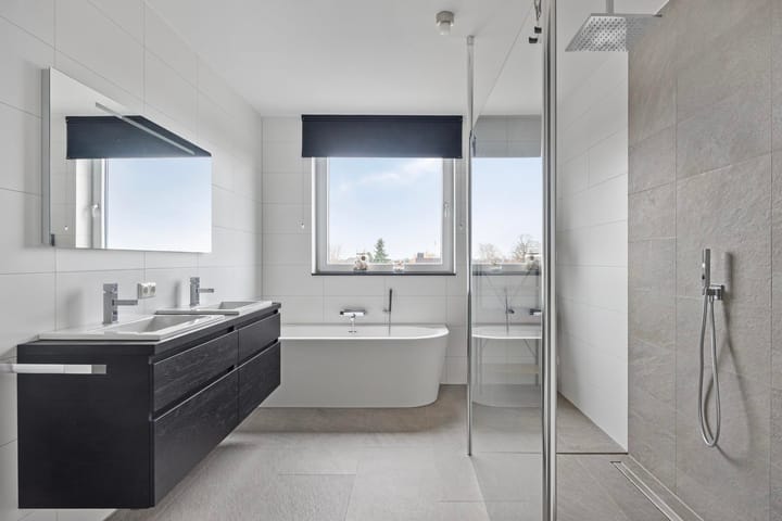 Photo 41 of Clarastraat 1-L