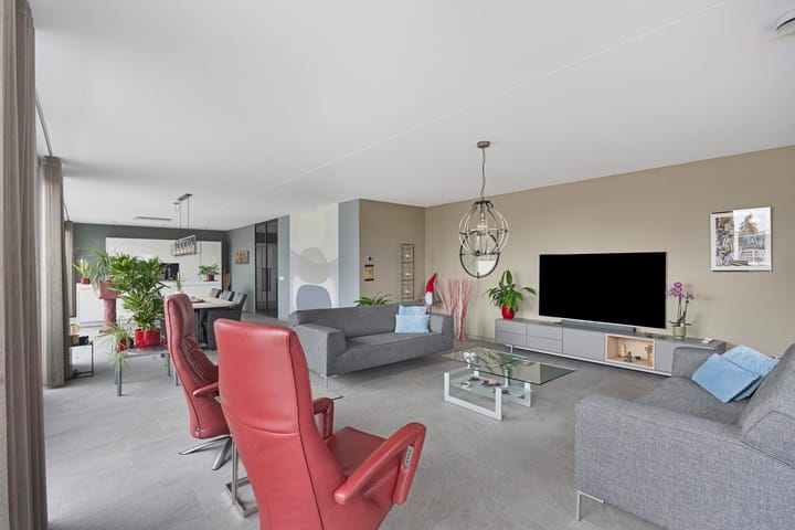 Photo 31 of Clarastraat 1-L