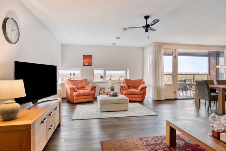 Foto 19 van Vondellaan 155