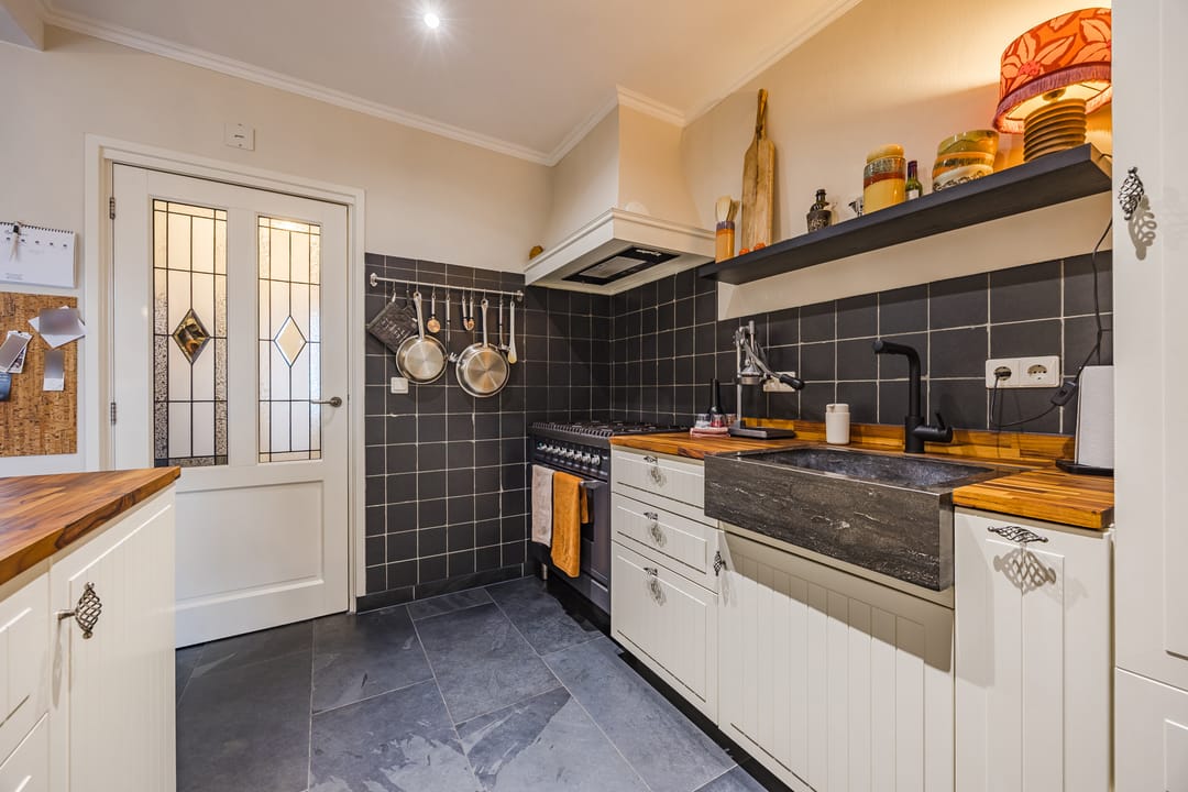 Foto 31 van Weth. Verholenstraat 9