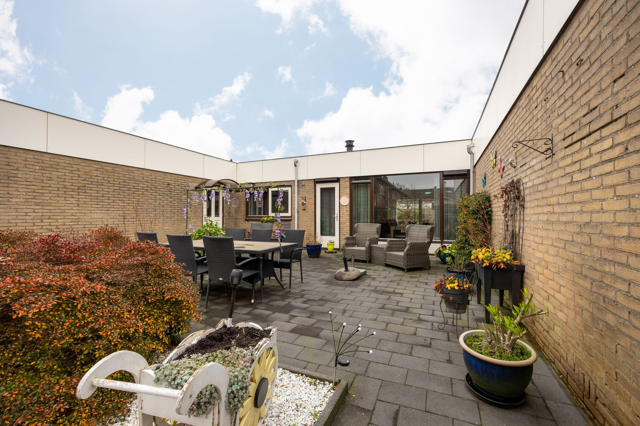 Buying a house in The Netherlands., Kerspel 17