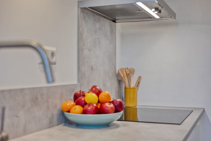 Photo 14 of van der Duyn van Maasdamstraat 96