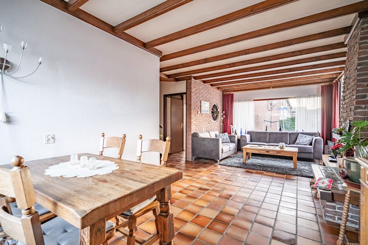 Photo 12 of de Merodestraat 1