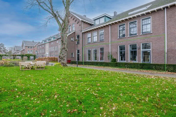 Foto 24 van Jan van Nassaupark 35