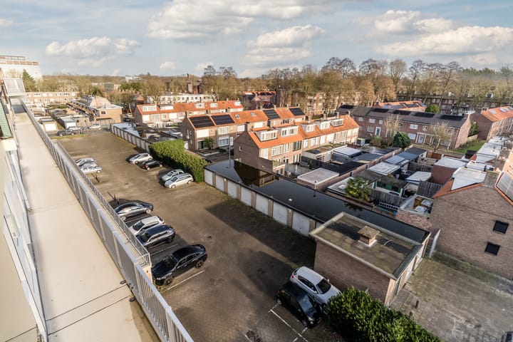 Foto 43 van Postelse Hoeflaan 56-B