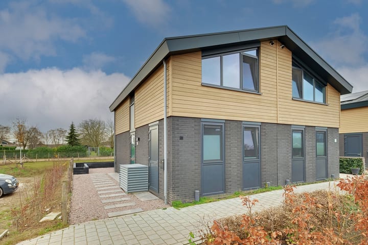 Photo 1 of IJzeroven 36