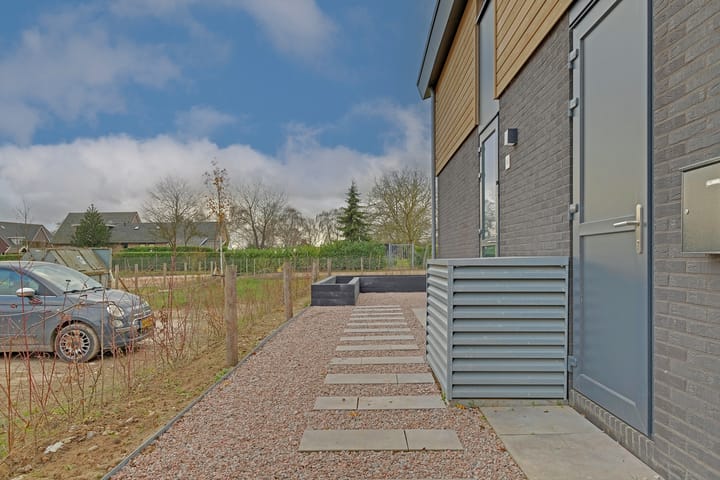 Photo 3 of IJzeroven 36