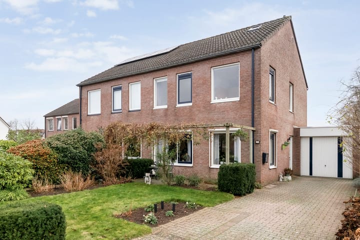 Photo 42 of Veenakker 42