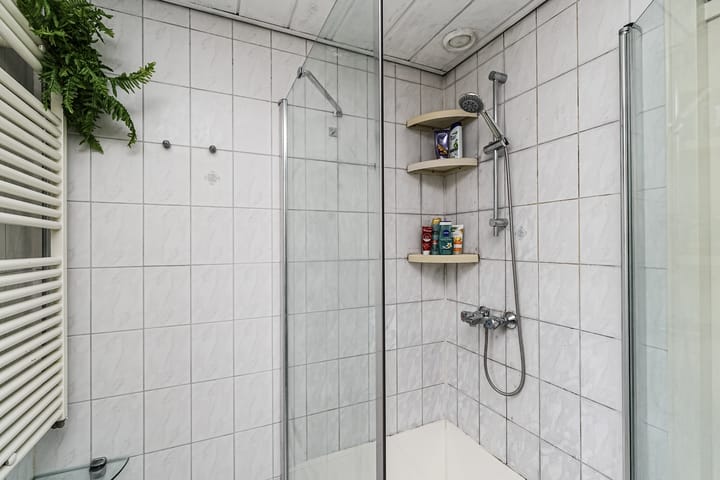 Photo 20 of Wickenburgstraat 17