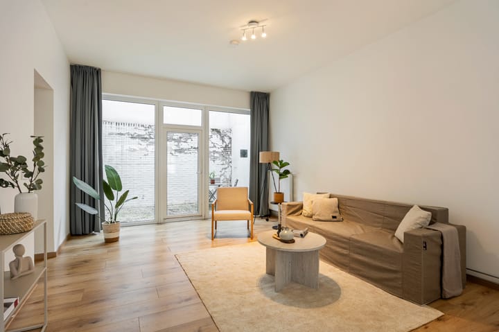 Photo 3 of Schinkelstraat 25